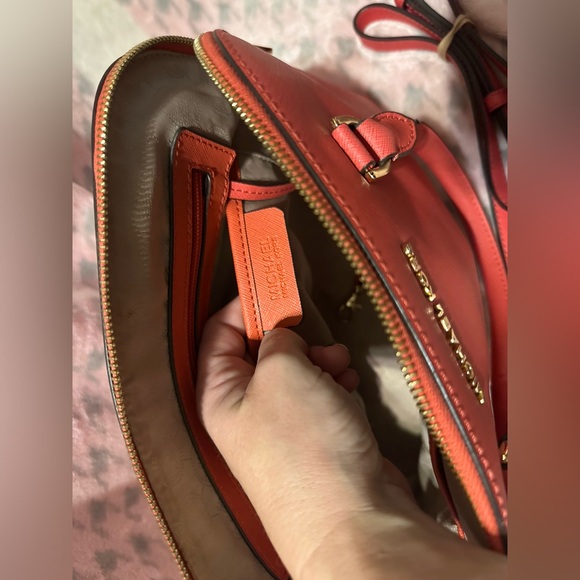 Michael Kors handbag - Picture 13 of 16